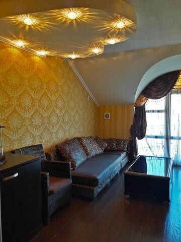 Улучшенный семейный номер в Отеле Kristall Hotel